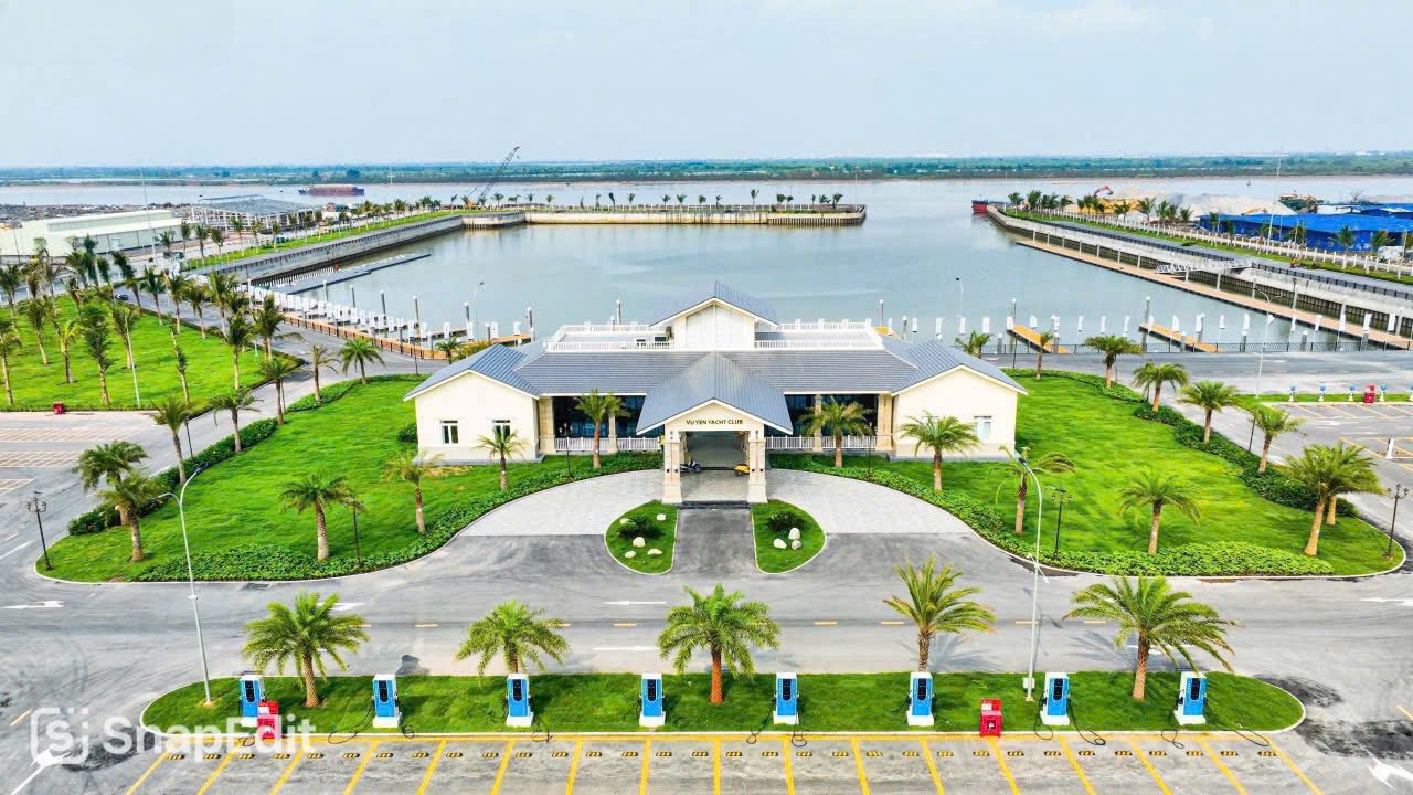 Bến du thuyền Vinhomes Royal Island - Tiến độ xây dựng thực tế 6 toàn cảnh Bến du thuyền Vinhomes Royal Island